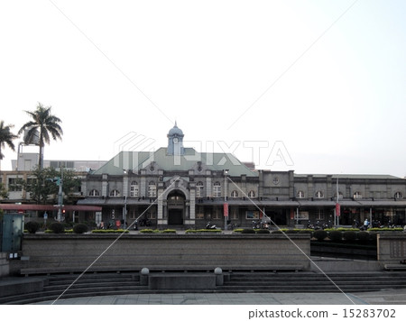 Taiwan Hsinchu City Existing Taiwan's oldest Hsinchu station important cultural property 15283702