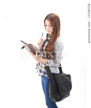 Woman wth tablet pc and shoulder bag study Woman wth tablet pc and shoulder bag study 15286556