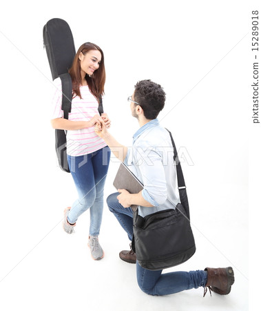 Male proose to female musician Male proose to female musician 15289018