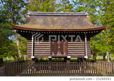 木屋 15289301