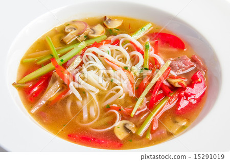 Pho bo, Vietnamese soup with rice noodles, beef and mushrooms Pho bo, Vietnamese soup with rice noodles, beef and mushrooms 15291019