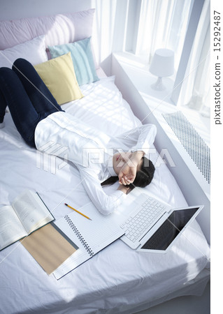 School girls taking breaks School girls taking breaks 15292487