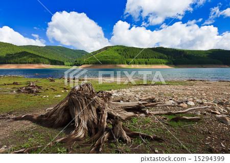 mountain lake mountain lake 15294399