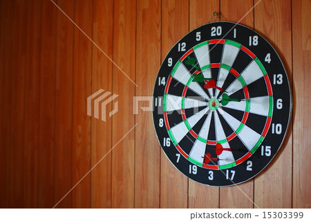 Darts 15303399