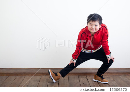 A healthy boy 15306270