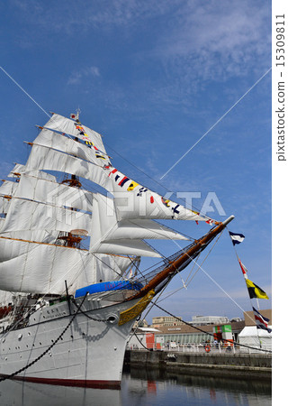 總帆展帆和滿碗裝飾日本圓 15309811