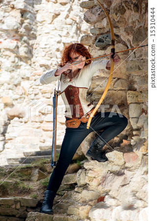 Ancient female archer 15310444
