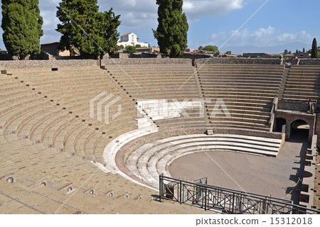 Grand Theatre in Pompeii Grand Theatre in Pompeii 15312018
