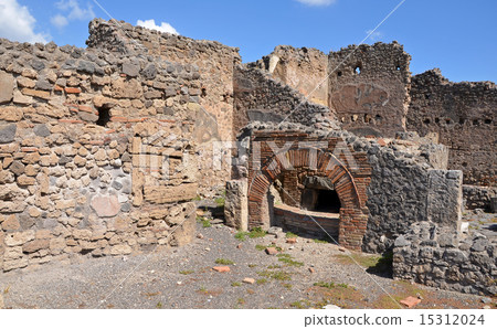 Ruins of ancient Roman city of Pompeii 15312024
