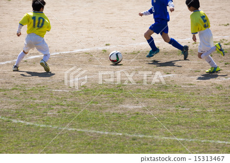Boy football Boy football 15313467