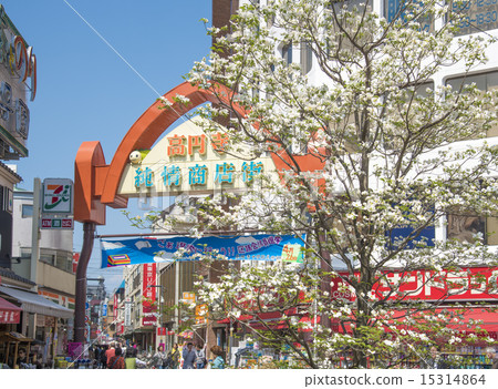 春天的Koenji Junjo購物街(東京都杉並區) 春天的Koenji Junjo購物街(東京都杉並區) 15314864