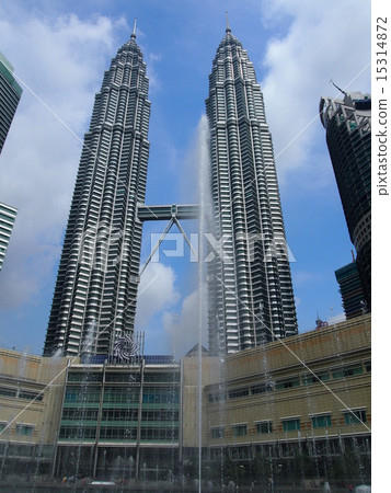 Petronas Twin Towers 15314872