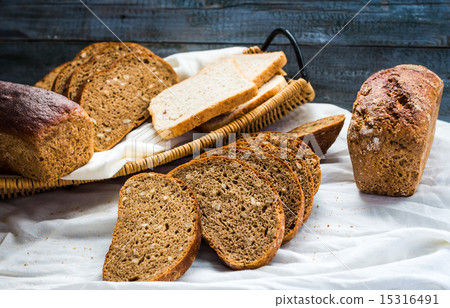 red borsch with beans, sour cream, wild garlic 15316491