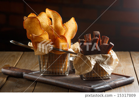 Appetizing fried golden brown croutons Appetizing fried golden brown croutons 15317809