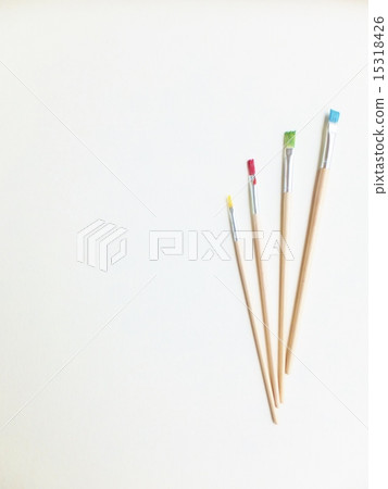 Brush brush 15318426