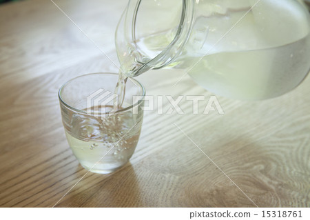 Cafe table image Cafe table image 15318761