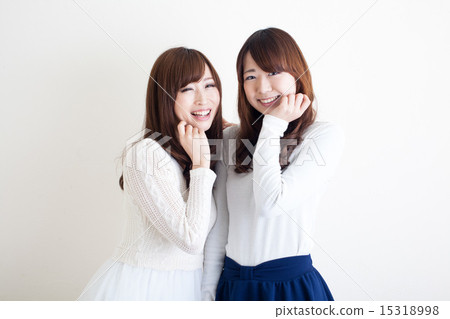 Two girl friends 15318998