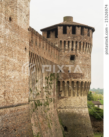 Soncino medieval castle view in Italy 15326974