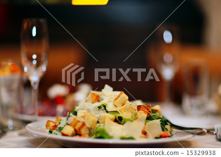 Caesar salad restaurant serving Caesar salad restaurant serving 15329938