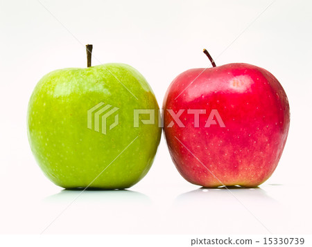 Green and red apples isolated on white background 15330739