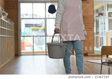 清潔桶。 15367397