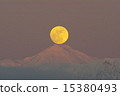 Tokachidake和滿月 15380493