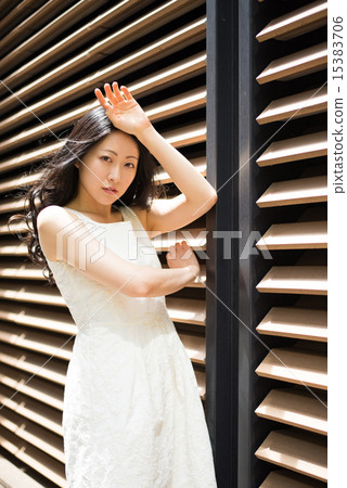 Women in town Women in town 15383706