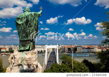The Monument to Bishop Gellert in Budapest 15384108