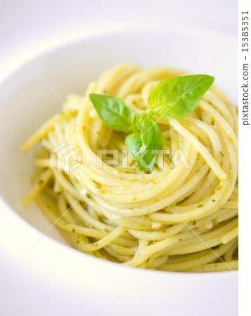 Genovese (up) 15385351