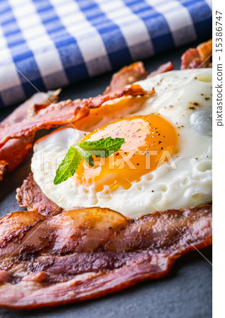 Ham and Egg. Bacon and Egg. Salted egg and sprinkl Ham and Egg. Bacon and Egg. Salted egg and sprinkl 15386747
