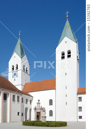 Cathedral of Freising 15392765