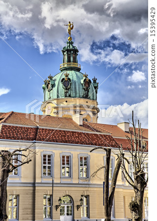 HDER shot backside of the Schloss Charlottenburg Berlin 15395429