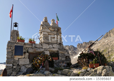 First world war in adamello First world war in adamello 15395607