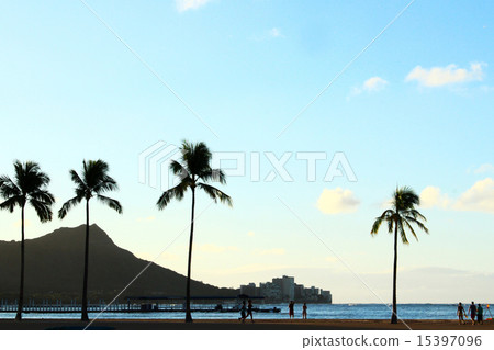 Hawaii-Honolulu Beach Before Sunrise 15397096