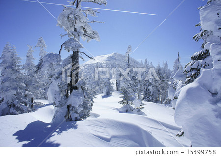 Ice rocks and mountains 2 15399758