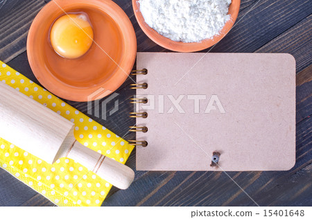 ingredients for dough 15401648