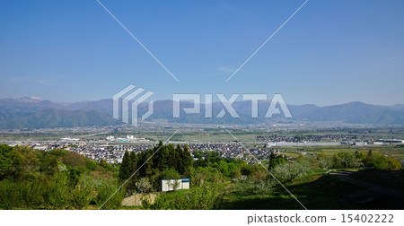 Hokuriku Shinkansen elevation and Zenkoji Plain 15402222