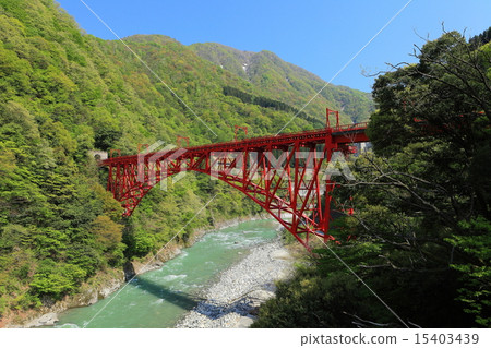 Kurobe gorge Shinyama Biki Bridge 15403439