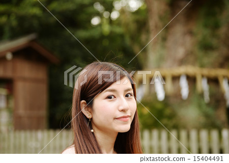 Portrait of women in their twenties Atsuta Jingu Portrait of women in their twenties Atsuta Jingu 15404491