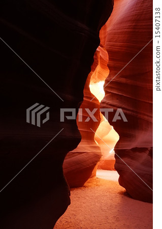 Antelope Canyon 15407138