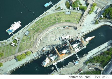 Nihon Maru of the total sail exhibition sail overlooked Nihon Maru of the total sail exhibition sail overlooked 15410429