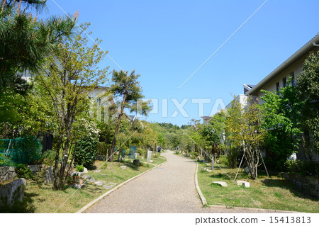 Suburban type New Town 15413813