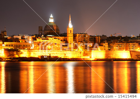 The view on Valletta in night illumination The view on Valletta in night illumination 15415494