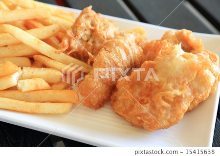 Delicious fish and chips 15415638