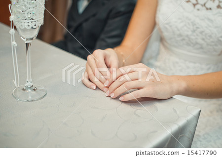 The glasses decorated with an embr 15417790