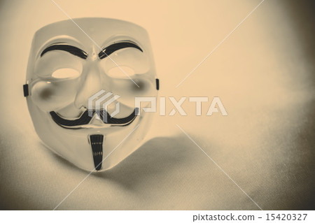Anonymous mask 15420327
