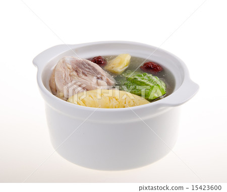 Chicken and herb soup, Chinese food style. 15423600