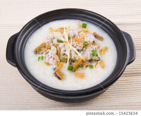 Traditional chinese pork porridge rice gruel  15423634