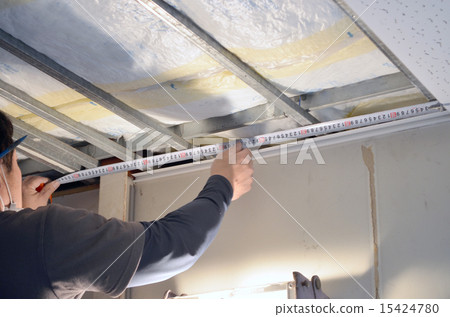 Lightweight ceiling 15424780