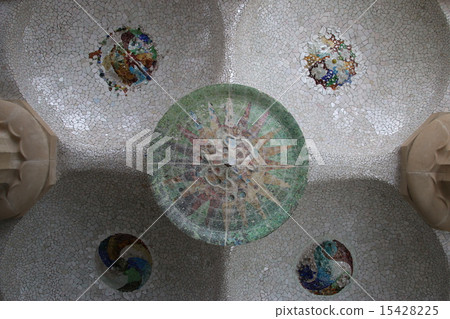 天花板公園多柱室馬賽克的天花板 15428225